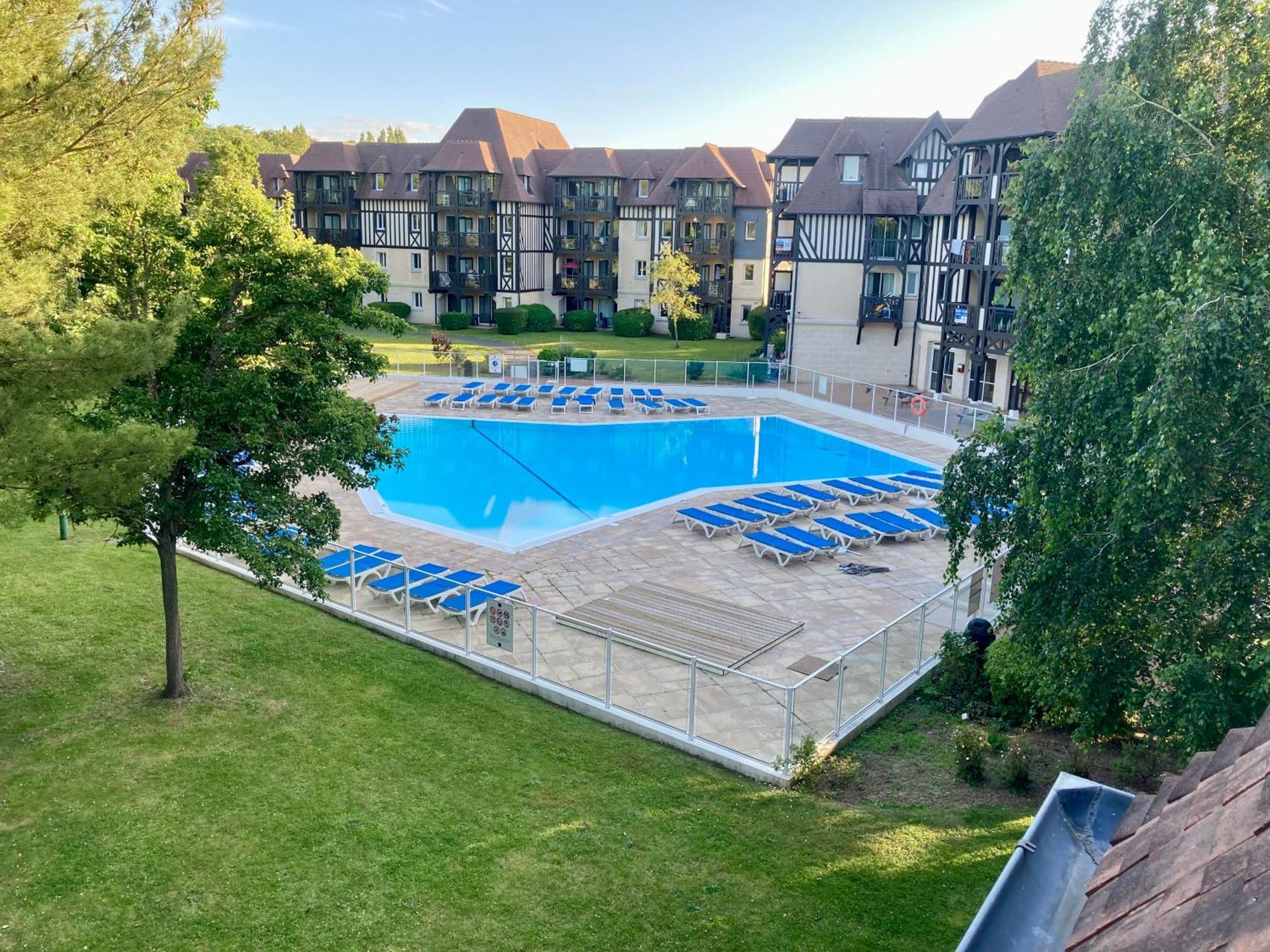 T2 Avec Piscine * Deauville